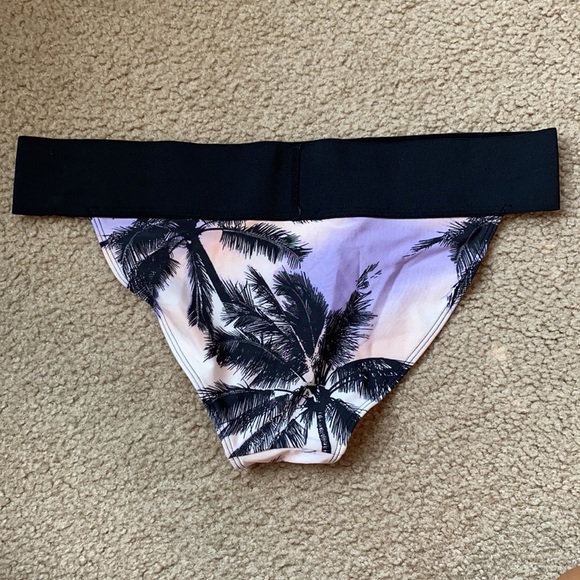 H&M Bikini Bottoms - Picture 2 of 4
